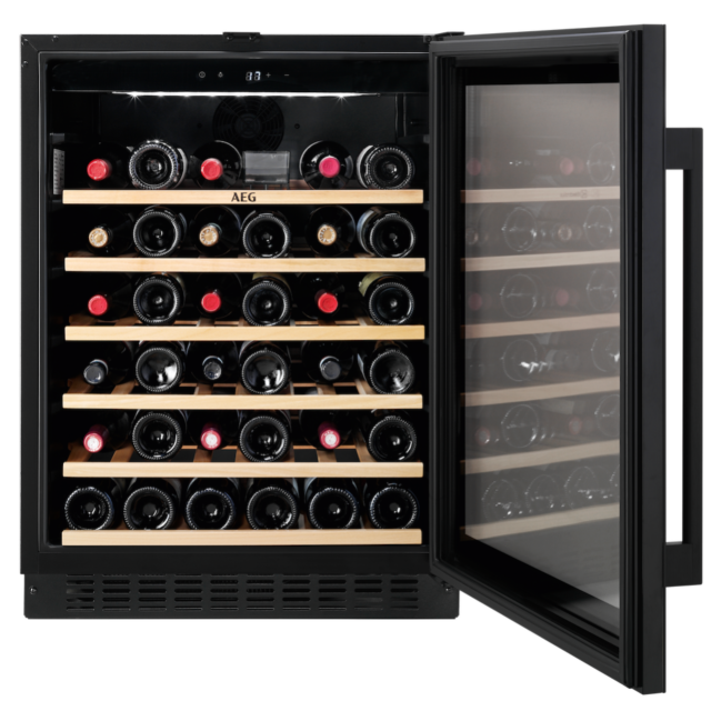 AEG AWS4052B5B Integrated Wine Cooler - Black