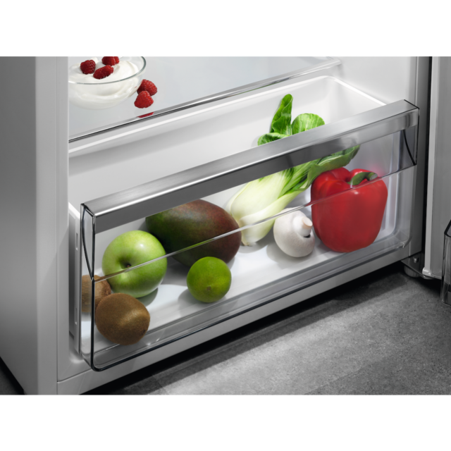 AEG OT5OR141DW Freestanding Larder Fridge
