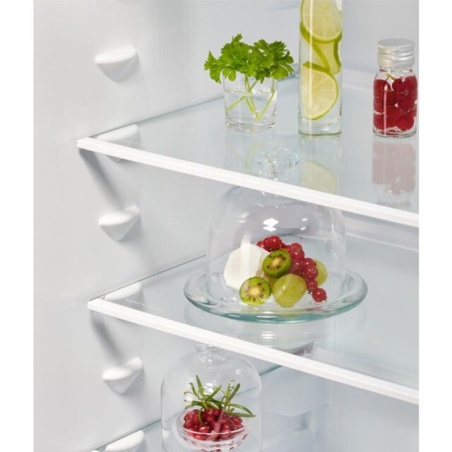 AEG NSC6N18ZES Fully Integrated Fridge Freezer
