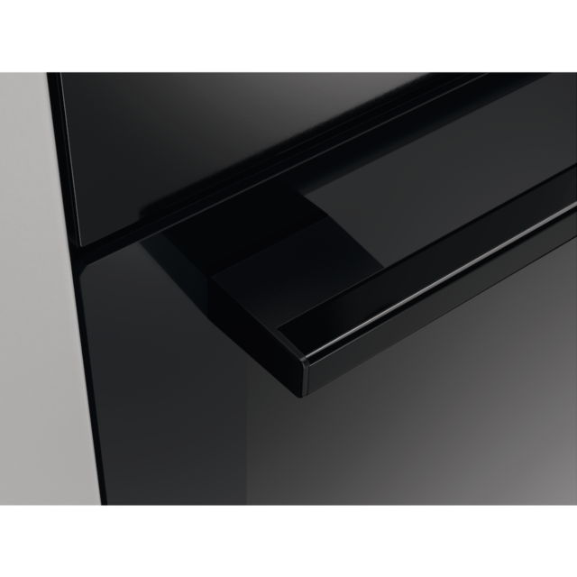 Zanussi ZOHNX3K1 Series 20 SurroundCook Built-In Single Oven