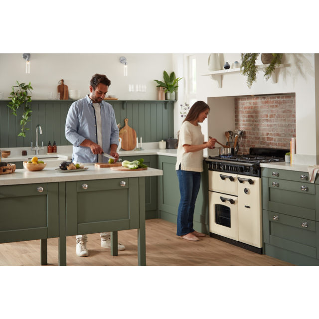 Rangemaster CLDLB110EIPBOR/CM1 Classic Deluxe 110 Induction Range Cooker - Bordeaux - A Rated