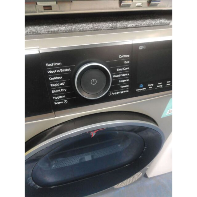 Graded Unboxed Siemens WQ46H2DXGB/GR iQ500 9kg, Heat Pump dryer, sensor technology, varioSpeed, Home Connect, Chrom